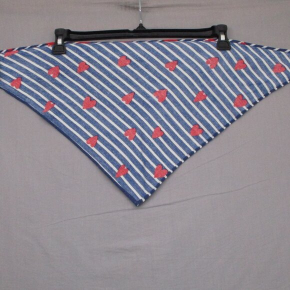 Old Navy Triangle Scarf Hearts Blue & Red Unisex Size | L/XL - Picture 8 of 10